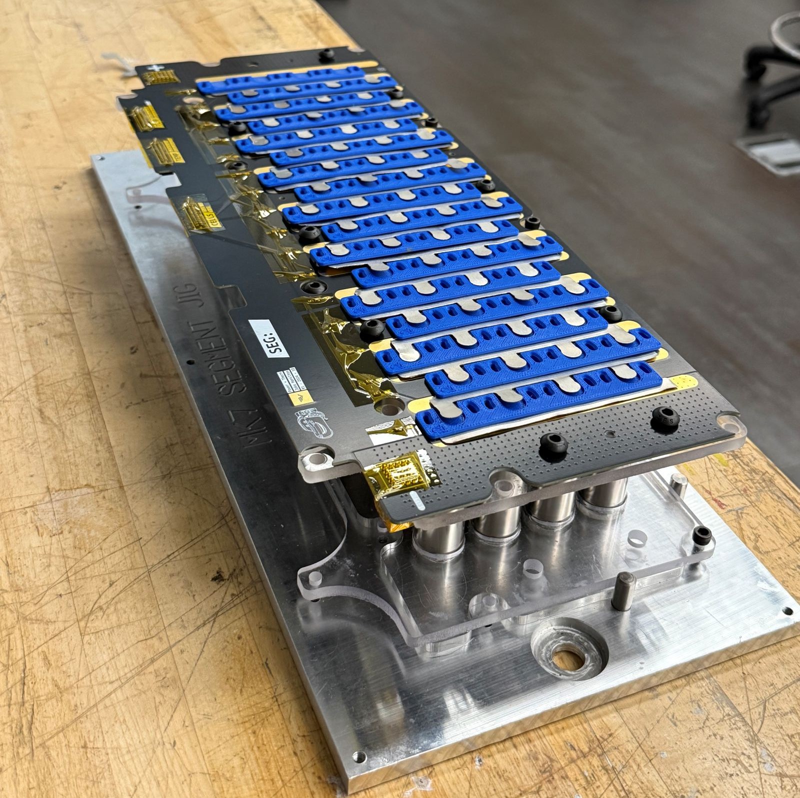 One of the 17s4p battery segments. Full configuration: 102s4p, max voltage 428.4 V